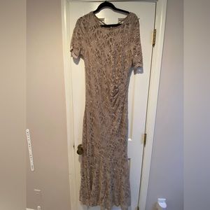 Mother-of-the-Bride wedding lace mauve dress Size 14 Shimmery. Decode 1.8 Glamor